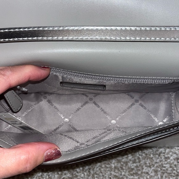 NWT Michael Kors Jet Set Medium Metallic Crossbody Bag - Picture 4 of 8